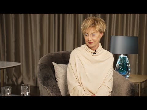 Видео: MINDКАСТ - Епизод 2 с Радина Червенова