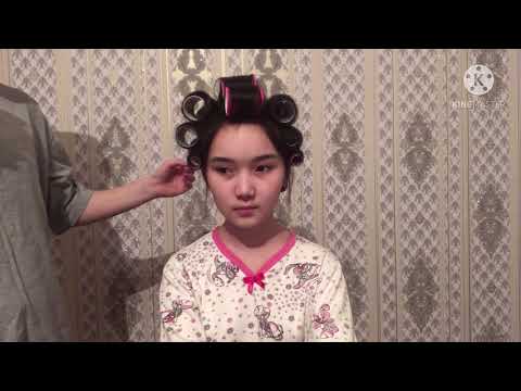 Видео: Укладка на бигуди липучки