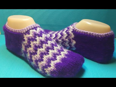 Видео: #544 ТАПОЧКИ СПИЦАМИ С ОРНАМЕНТОМ,  СВЯЗАННЫЕ ОТ МЫСКА. МАСТЕР КЛАСС.