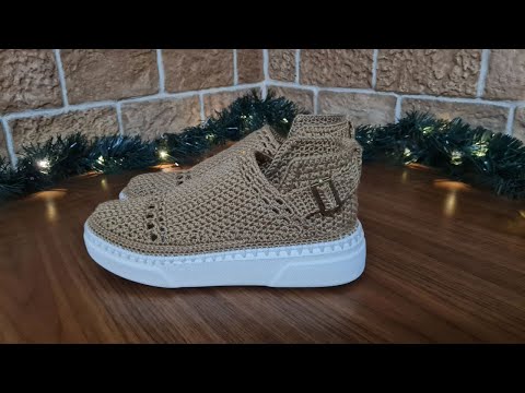 Видео: 💥⚡БОТИНКИ- МОКАСИНЫ ЖЕНСКИЕ 💥ТЕПЛО И СТИЛЬНО💝 ВЯЖЕМ КРЮЧКОМ 🔥💥 CROCHET SHOES