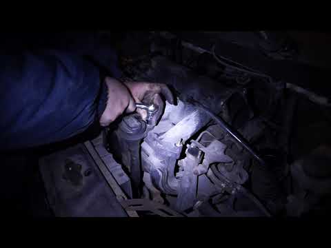 Видео: чистка EGR и впускного коллектора на Mercedes Vito 2.2CDI (108 638)