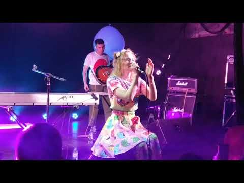 Видео: Монеточка - Нимфоманка (клуб Opera 8.06.2018)