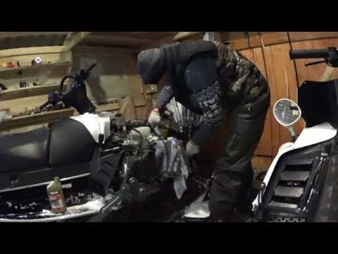 Видео: Yamaha viking professional 2  замена масла