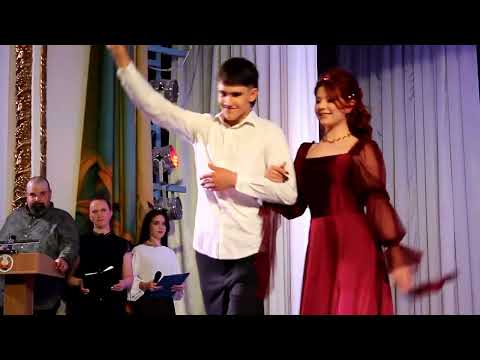 Видео: Вручение аттестатов в МОУ "ТСШ №2 им. Пушкина" 2025 г.