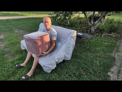 Видео: Прогулка по станице. Огород. Заточка мясорубки и новый диван.