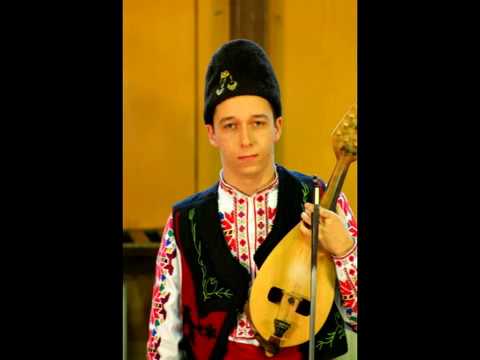 Видео: Две Пазарджишки песни/Two songs from Pazardjik Formation Bagri