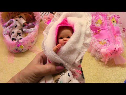 Видео: Как сделать  одеяло для мини реборна за три минуты How to make a warm blanket for a mini reborn