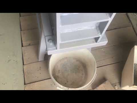 Видео: Щековая дробилка, минимальная фракция при эксцентрике 5мм.