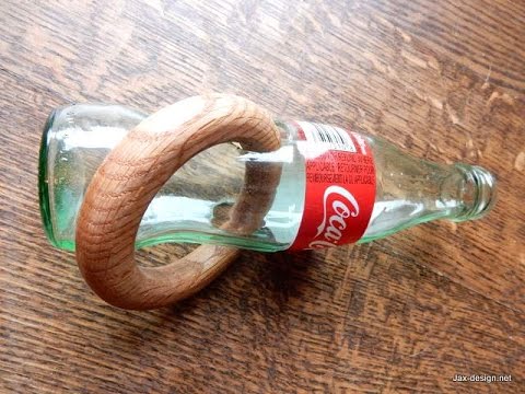 Видео: Невозможное кольцо сквозь стеклянную бутылку