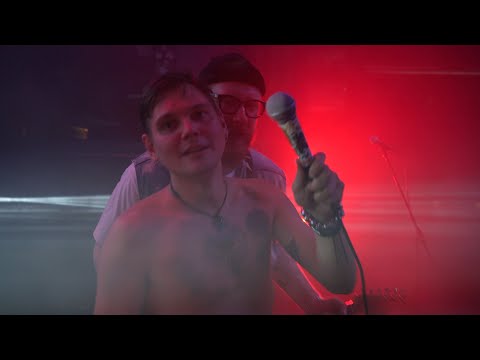 Видео: Щенки @ Base (live)