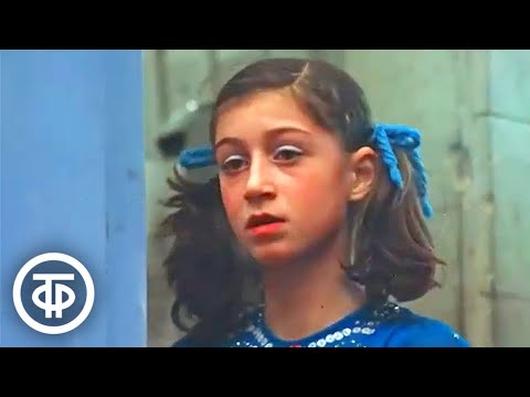 Видео: На старт приглашаются... Фигуристка Елена Водорезова (1979)