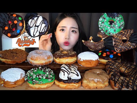 Видео: 🍩 Пончики Рэнди Десерт ASMR Мукбангㅣнутелла шоколадㅣChocolate Dessert Mukbang