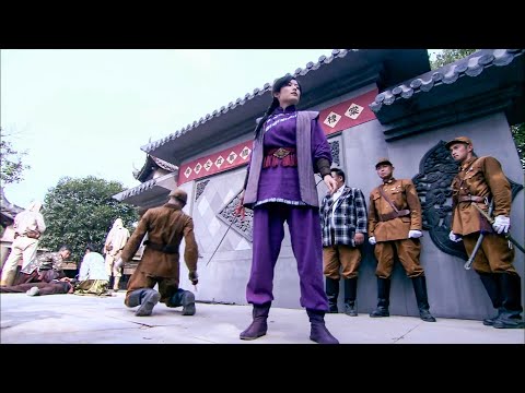 Видео: Высокомерный японский самурай посмотрел на эту девушку свысока, и в результате он умер.