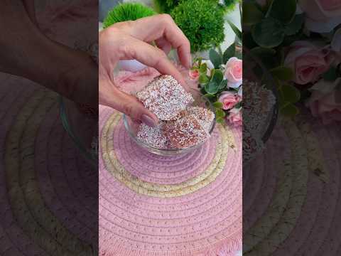 Видео: Мармелад который можно даже на ночь. Клубника замороженная 300 гр, желатин 1 ст л, стевия или мед