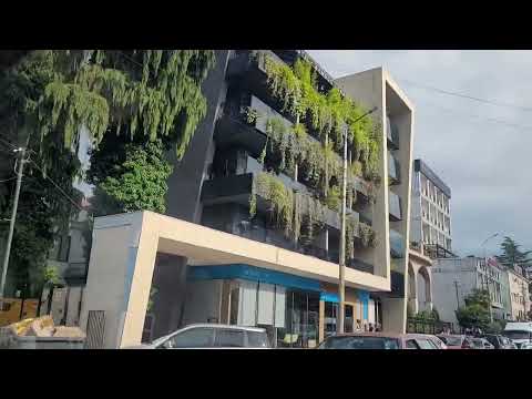 Видео: Летний город Кобулети, обзор ул.Руставели и ул.Агмашенебели.