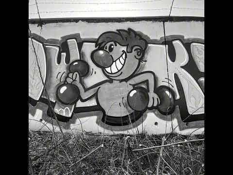 Видео: Танцуй пока молодая [Hardstyle]