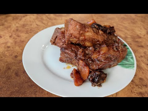 Видео: Тушеные рёбрышки с черносливом.