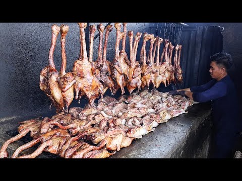 Видео: Висячие утки! Удивительные навыки приготовления копченых уток на гриле - малайзийская уличная еда