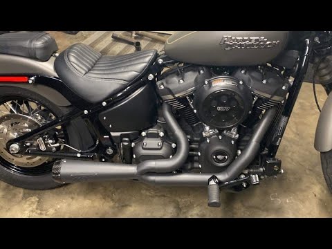 Видео: Установка и сравнение звука выхлопной системы Comp-S на Harley Davidson Street Bob Two Brothers