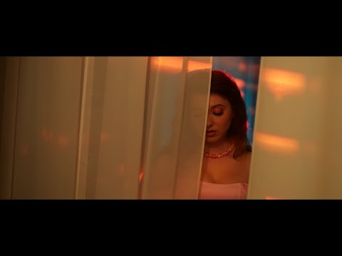 Видео: Даша Эпова - Самая нежная (Acoustic version)