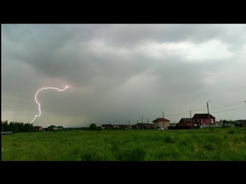 Видео: Сильнейший ливень с градом и сильной грозой в Санкт-Петербурге и Отрадном 28 мая⛈️⛈️!