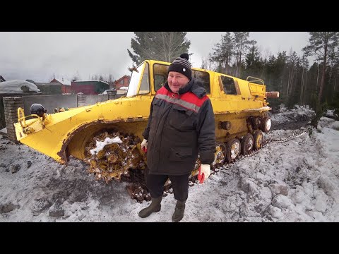 Видео: Лопнула гусеница/Обуваем БМП-1/Танковые фары с хранения