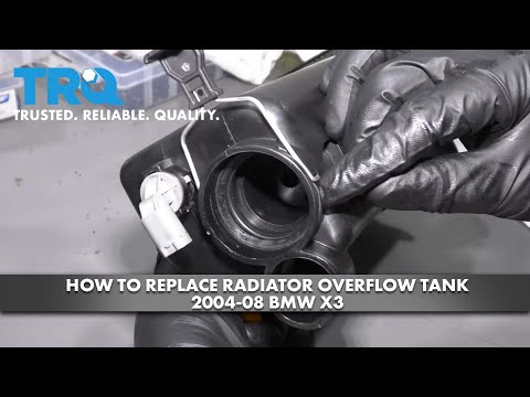Видео: Как заменить расширительный бачок радиатора BMW X3 2004-08