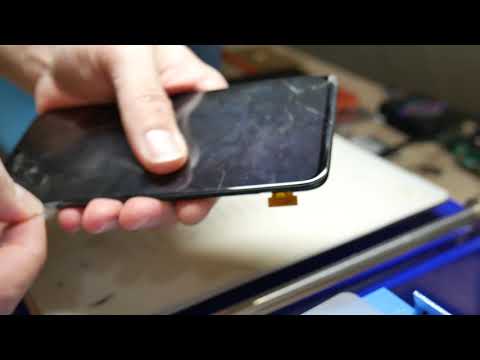 Видео: Samsung A70 - Дисплей как на iphone X, а переклейка сложнее. Замена стекла.