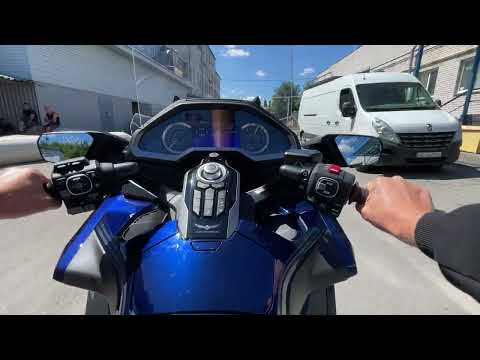 Видео: Огляд мотоцикла Honda Gold Wing 1800 з пробігом 17000 км