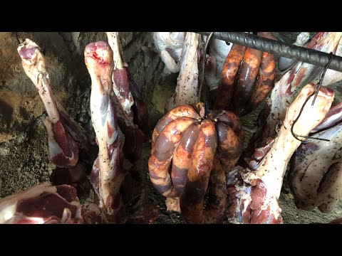 Видео: Тандыр гушт номер 1 в Узбекистане!!! Мясо барана в тандыре!