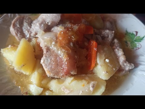 Видео: Картофель с мясом и овощами в духовке!!! Вкусный обед без хлопот💯