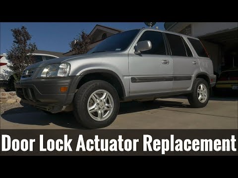Видео: Как заменить привод дверного замка (Honda CRV 97-01)