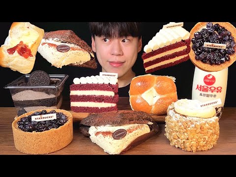 Видео: SUB) Корейский десертный торт Starbucks mukbang asmr | Korean dessert cake mukbang asmr