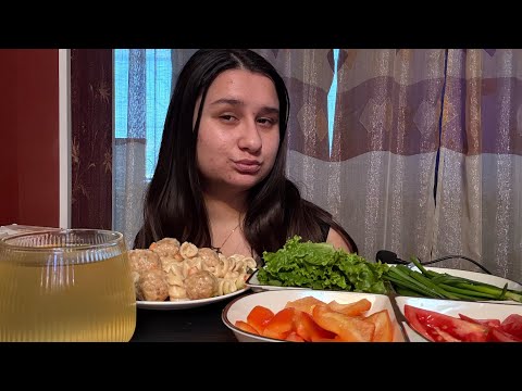 Видео: Мукбанг/ Макароны с фрикадельками в молочном соусе ,не люблю обсуждать чужую жизнь 🤭