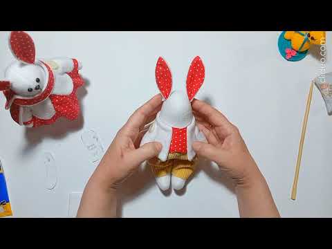 Видео: Тильда зайцы видео мастер класс. Урок 5. Шьём ушки, ручки