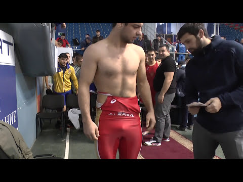 Видео: Взвешивание борцов Хасавюрт, В/К до 79 кг.