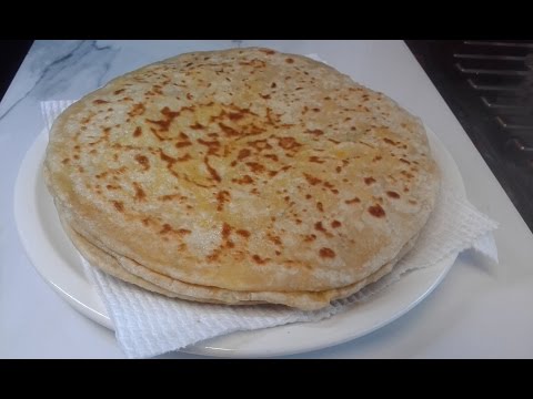 Видео: Easy Tasty Dhal Bhari Roti / Роти с начинкой из чечевицы (индийский стиль Фиджи)