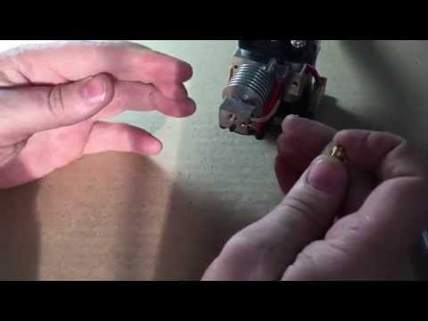 Видео: Снятие экструдера и замена сопла