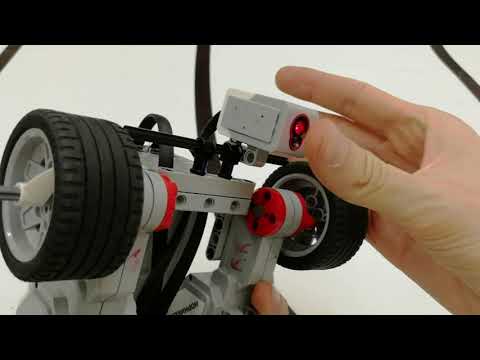 Видео: Движение по линии (Релейный регулятор) Lego Mindstorms EV3 #1