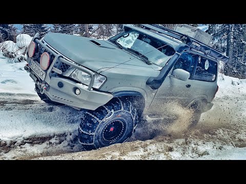 Видео: Даже на цепях нереально подняться в горы!