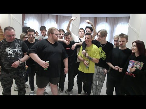 Видео: СТРИМХАТА НА ДНЕ РОЖДЕНИЯ ДРЕЙКА // БРАТИШКИН, ХЕСУС, МАЗЕЛЛОВ, БАТЯ ДРЕЙКА, СТИНТ, T2X2 И ДРУГИЕ