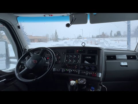 Видео: 155. Конец недели. Kenworth T880, Alberta, Canada 2025