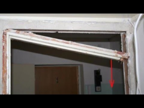Видео: демонтаж дверной коробки
