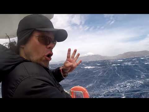 Видео: Lagoon 380 (2015) Vessel  walkthrough. Обзор катамарана.