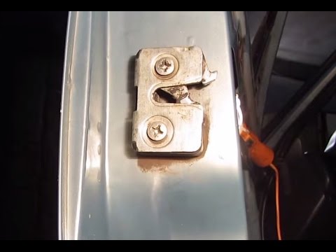 Видео: Замена замка двери наружного и внутреннего на ВАЗ 2110, 2111 и 2112