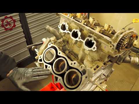 Видео: NISSAN MAXIMA замена прокладки ГБЦ на моторе VQ20