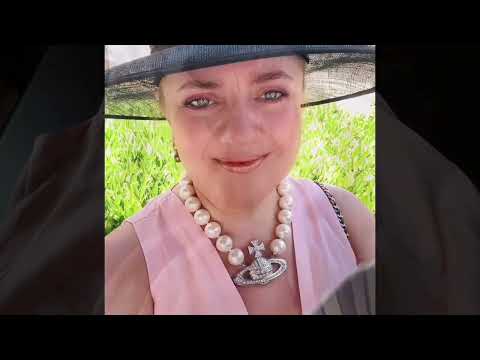 Видео: ASMR VIDEO МОИ 4 ОБРАЗА НА НЕМЕЦКУЮ СВАДЬБУ В КАЧЕСТВЕ ГОСТЬИ АСМР ВИДЕО ШЕПОТ