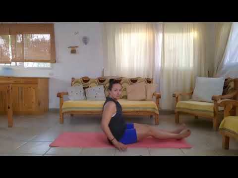 Видео: Восстанавливающая йога после работы. Растяжка, дыхание, расслабление