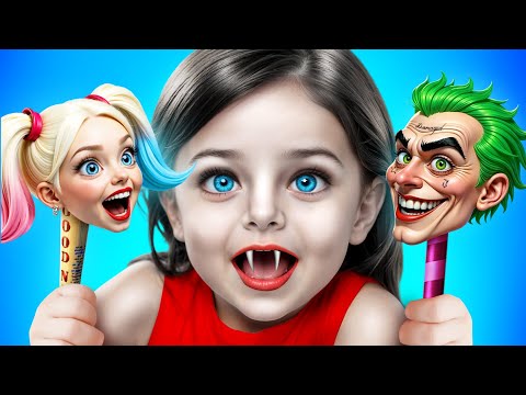 Видео: Меня Удочерили Супергерои! Харли Квинн и Джокер Стали Родителями