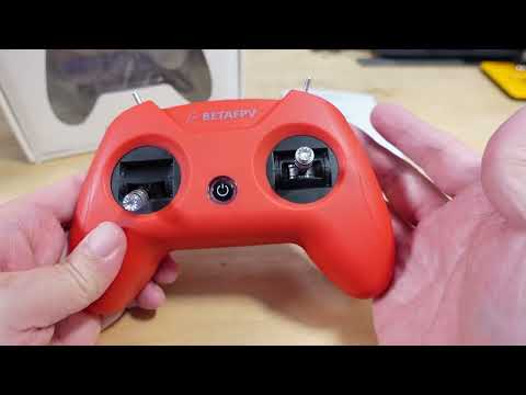 Видео: Начинающий FPV-пилот? НАЧНИТЕ ЗДЕСЬ!! // BETAFPV LiteRadio 2 SIM